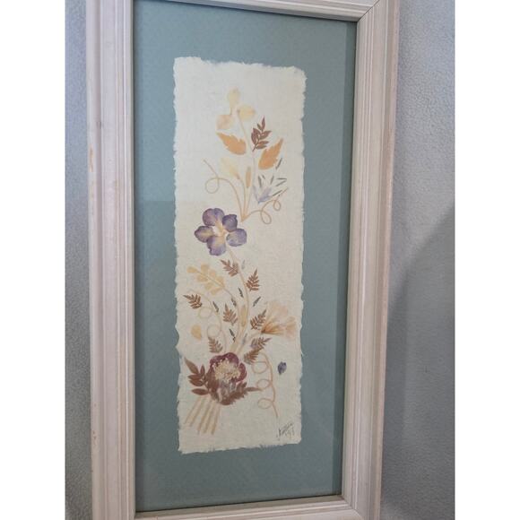 Vtg Art Framed Pressed Dried Flowers Handmade Signed 98 Cottage Core - Picture 5 of 9